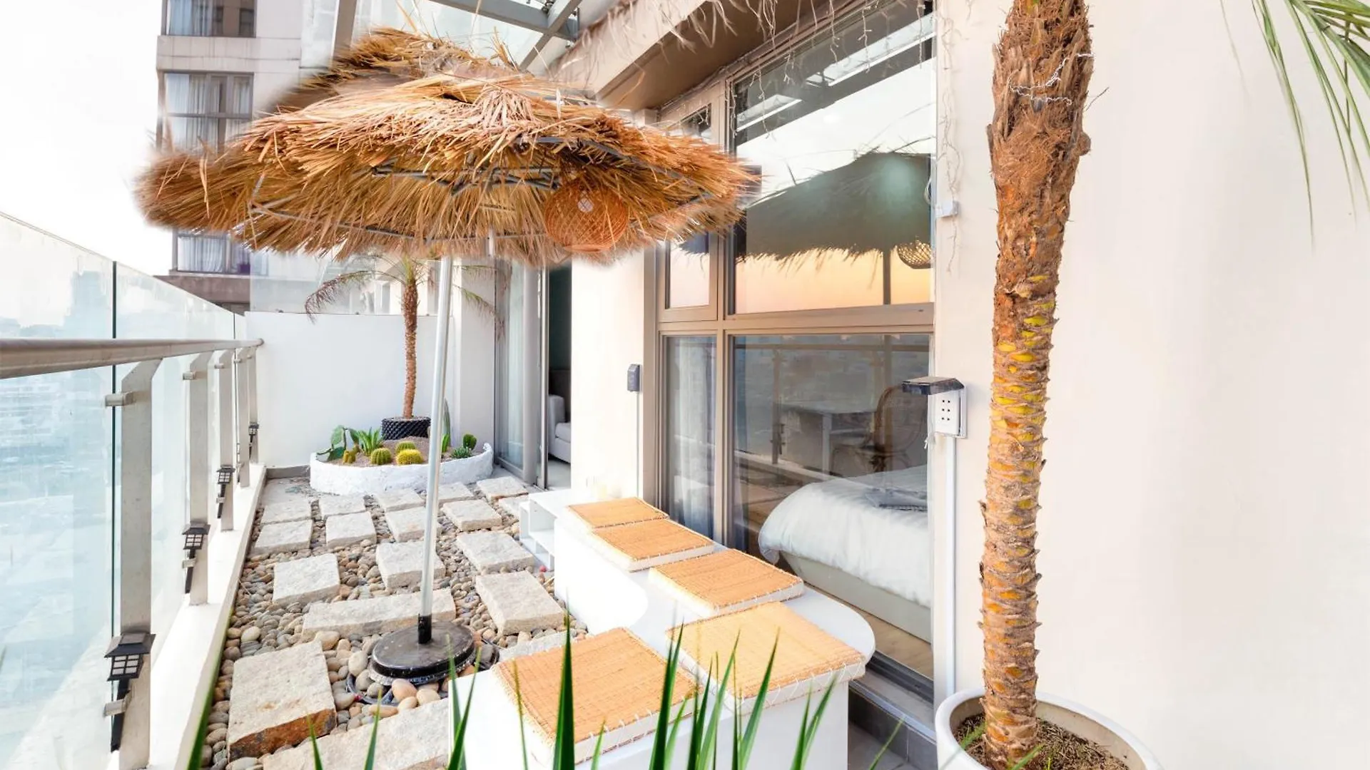 Emerald Apartment Millennium Free Pool Ho Chi Minh City