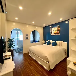 Chez Mimosa Corner - New Address 90 De Tham Ho Chi Minh-staden