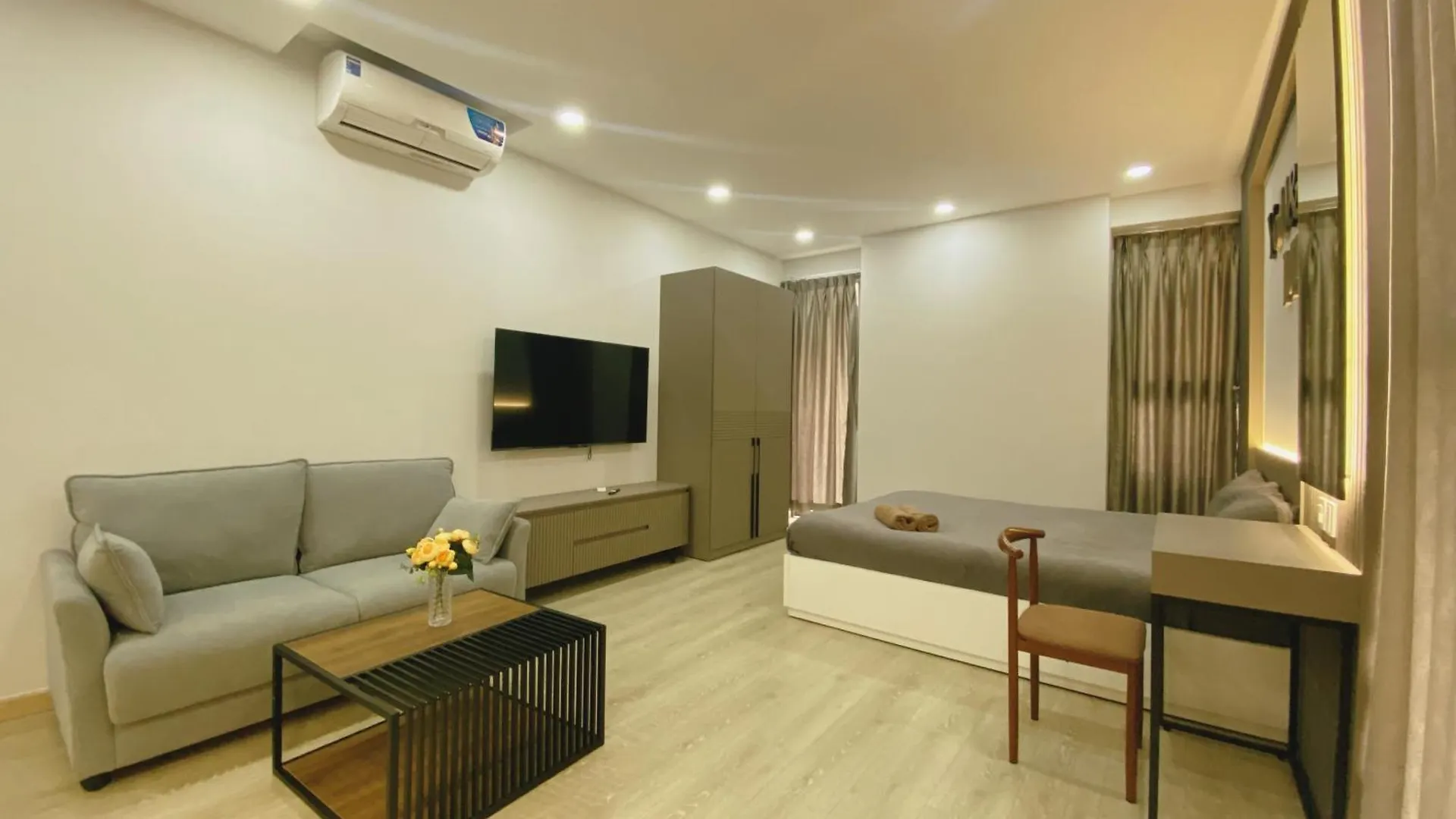 Emerald Apartment Millennium Free Pool Thành Pho Ho Chí Minh 0*,  Vietnam